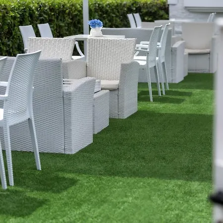 Hotel Clitunno 3*