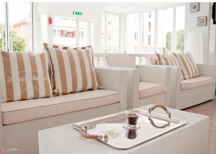 Hotell Clitunno 3*