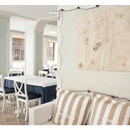 Hotel Clitunno 3*